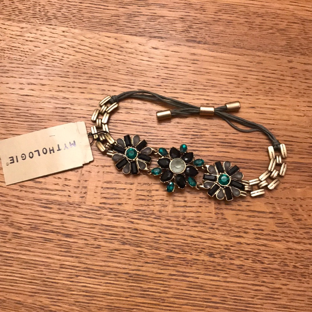Bracelet